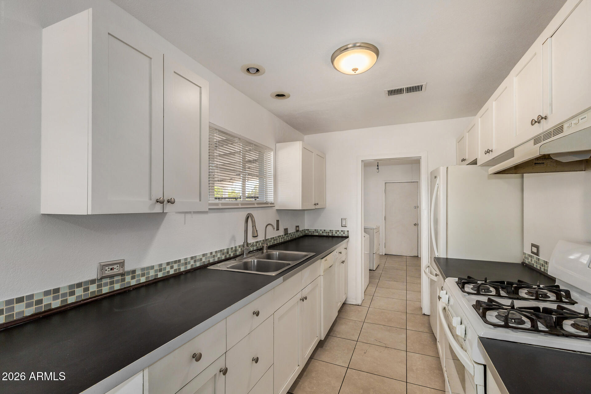 1837 West Roma Avenue Phoenix, AZ 85015 - Photo 11 of 31