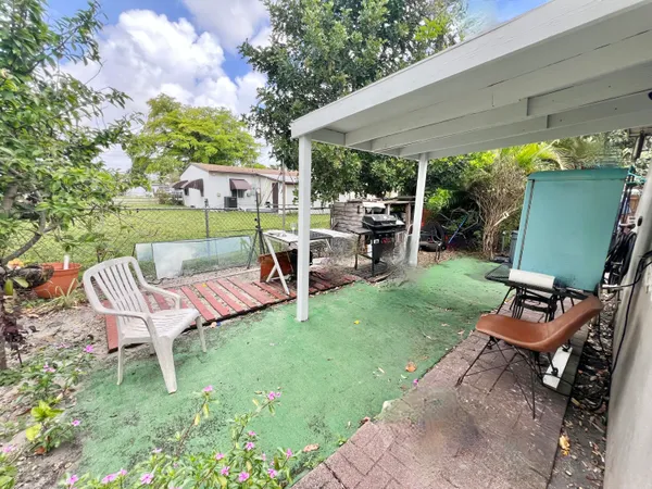 $490,000 | 6129 Funston Street, Hollywood, FL 33023