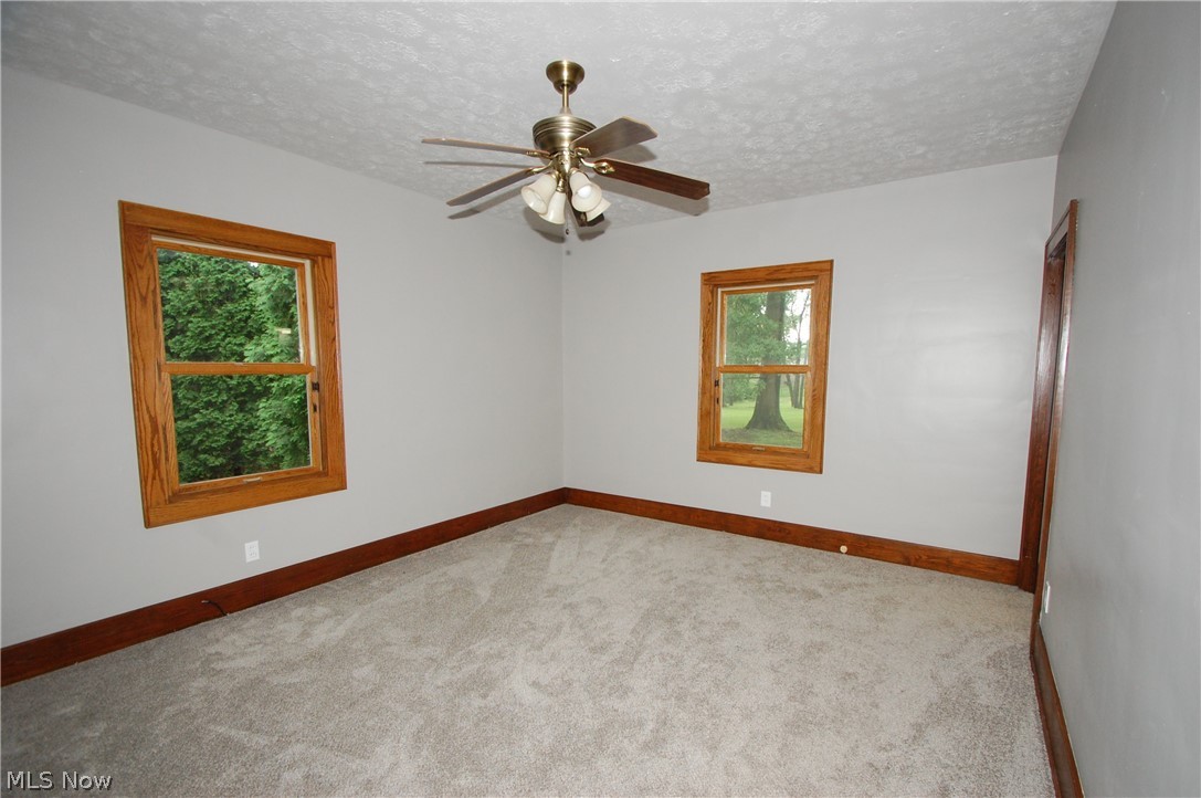4677 Kirk Road Austintown, OH 44515 - Photo 14 of 31 Gallery Image 14