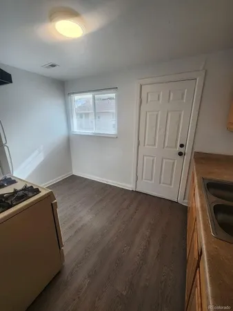 $1,149 | 1163 Akron Street, Aurora, CO 80010