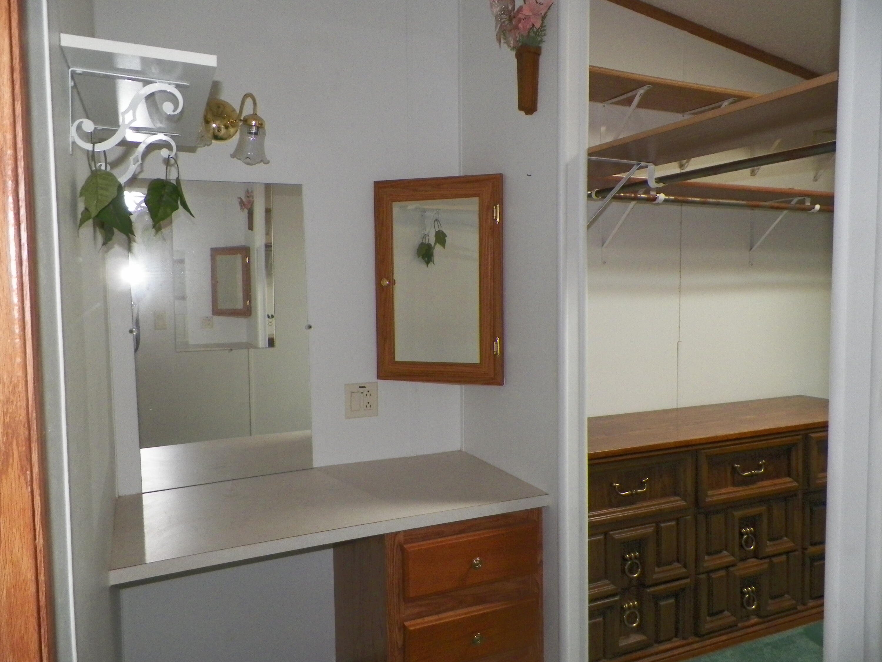 14910 Craft Road Hersey, MI 49639 - Photo 11 of 32 Primary Closet