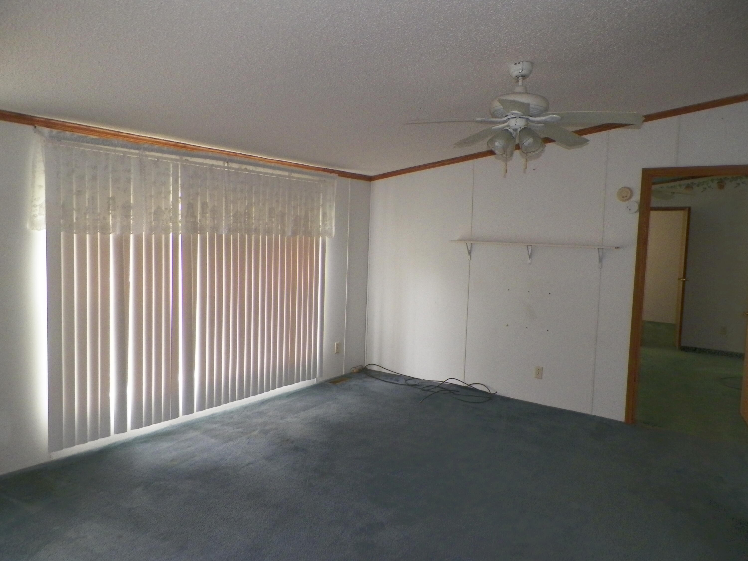 14910 Craft Road Hersey, MI 49639 - Photo 14 of 32 Living Room