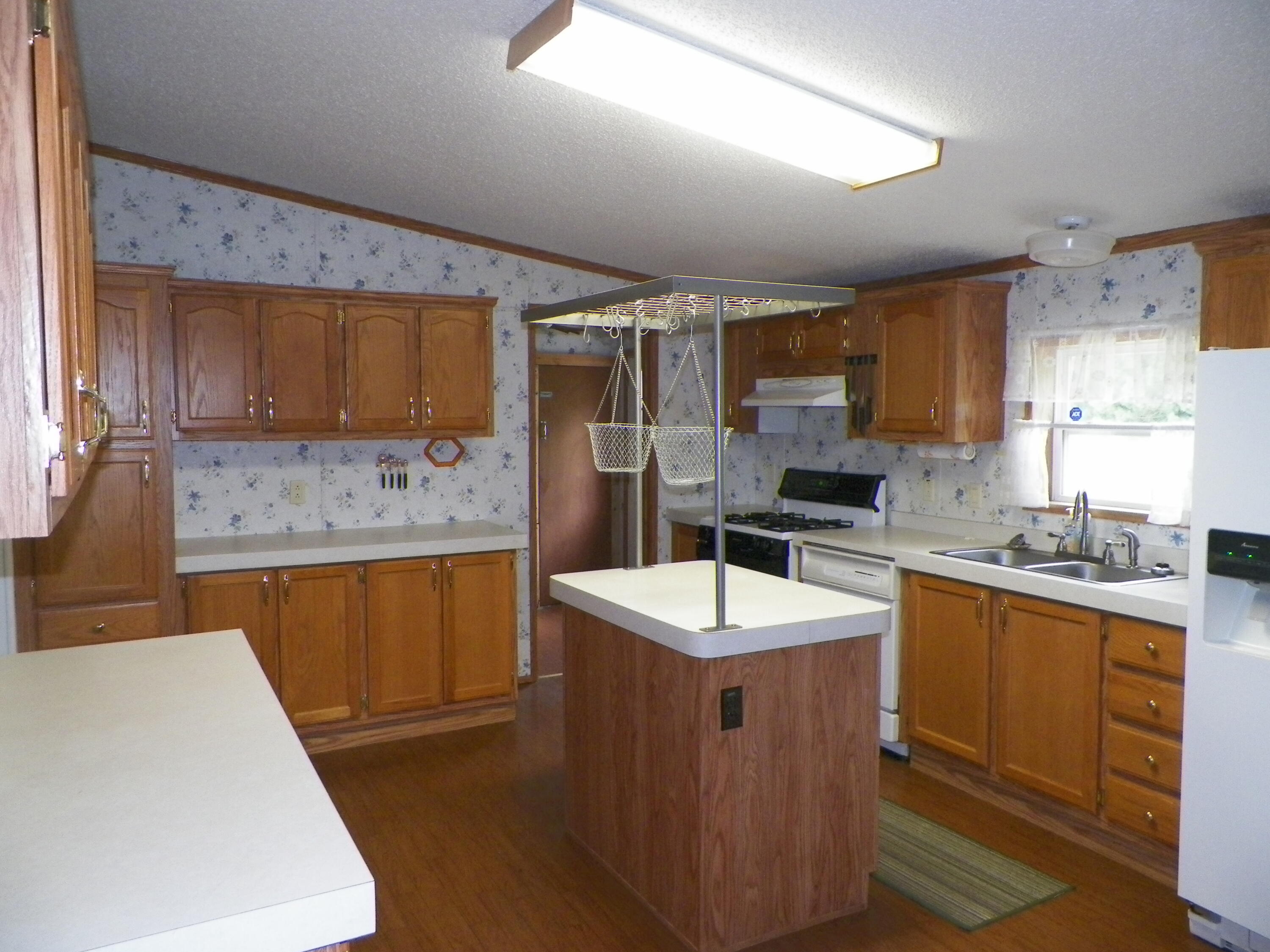 14910 Craft Road Hersey, MI 49639 - Photo 15 of 32 100_3235