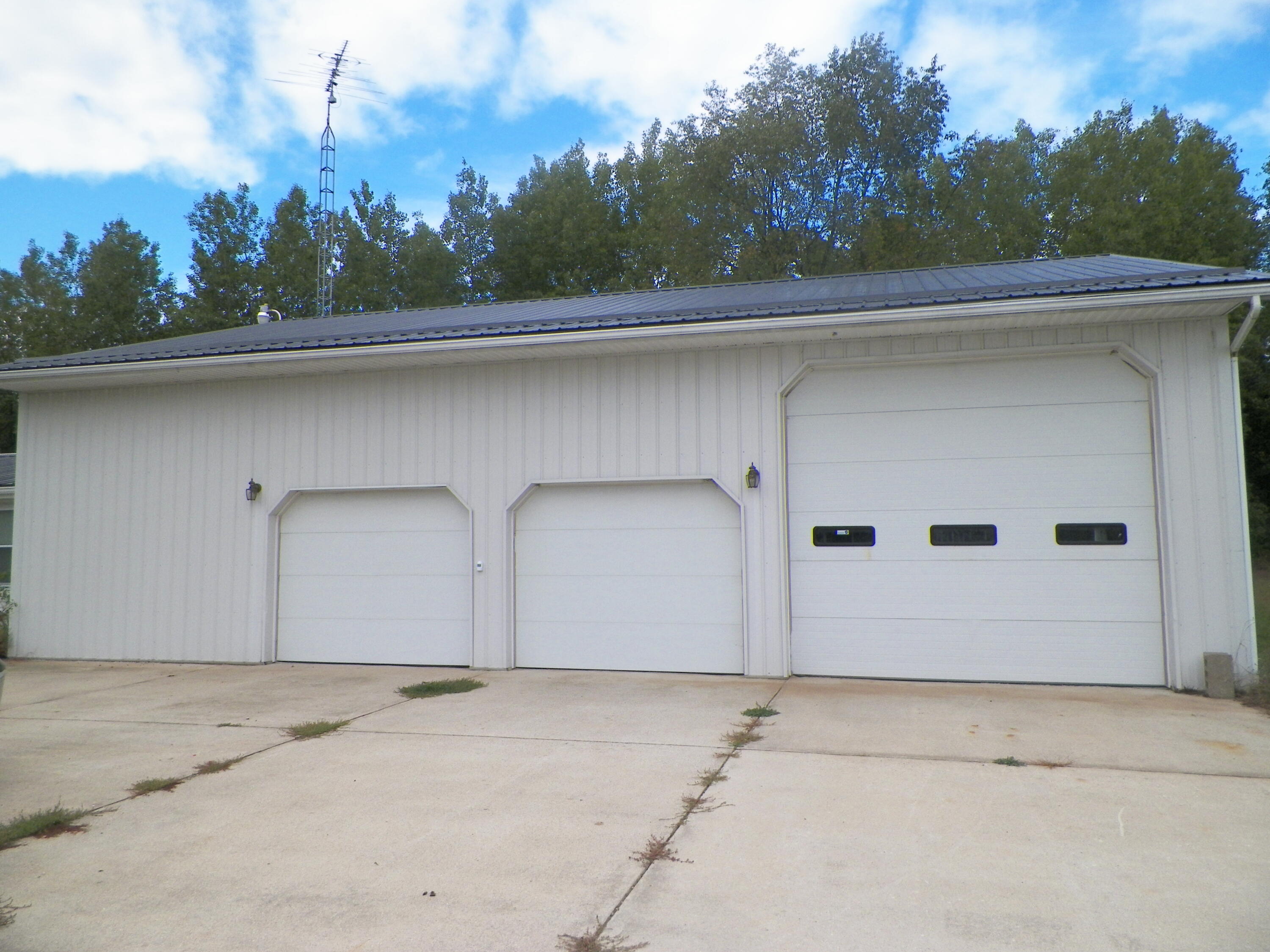 14910 Craft Road Hersey, MI 49639 - Photo 3 of 32 100_3283