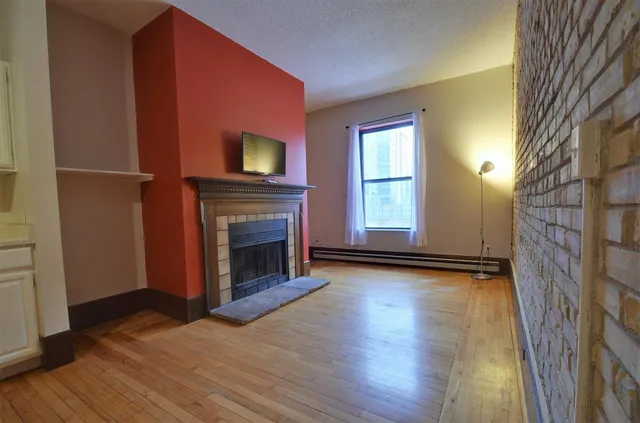 $900 | 605 South 9th Street, Unit 8, Minneapolis, MN 55404