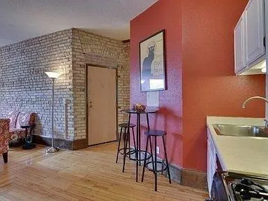 $900 | 605 South 9th Street, Unit 8, Minneapolis, MN 55404