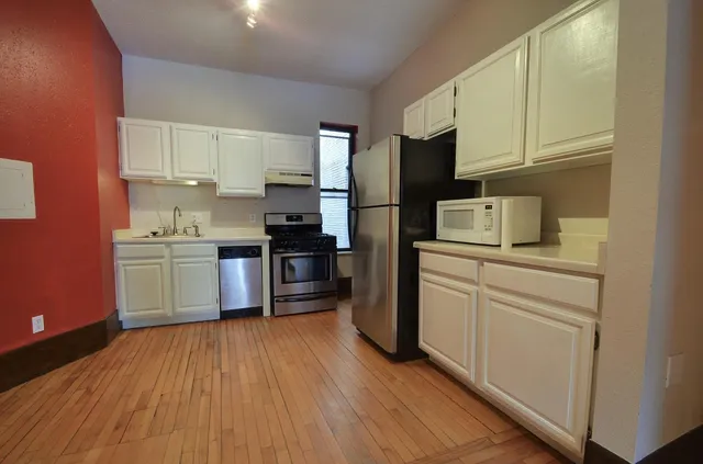 $900 | 605 South 9th Street, Unit 8, Minneapolis, MN 55404