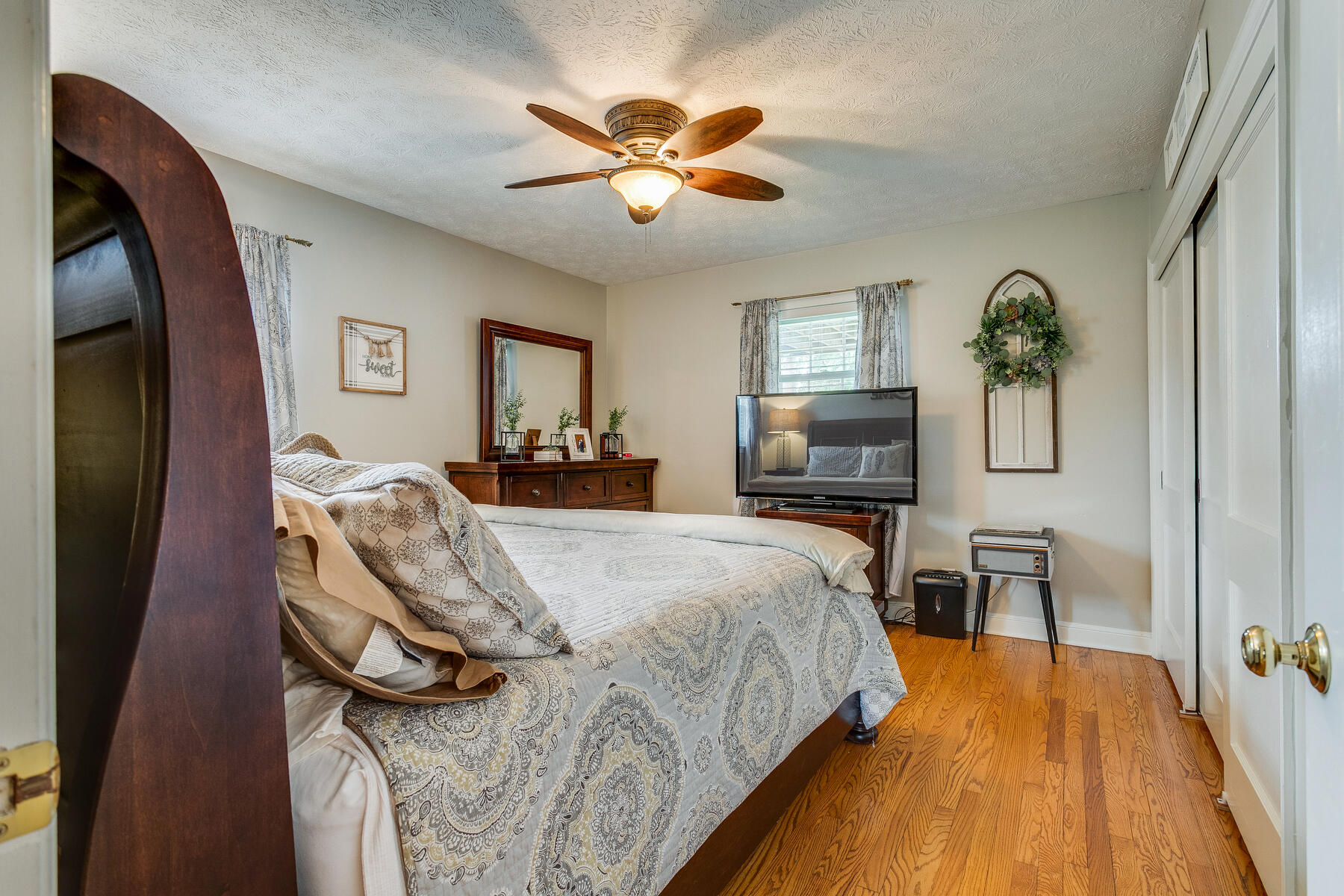 1833 Fairoaks Road Kingsport, TN 37664 - Photo 18 of 56 018