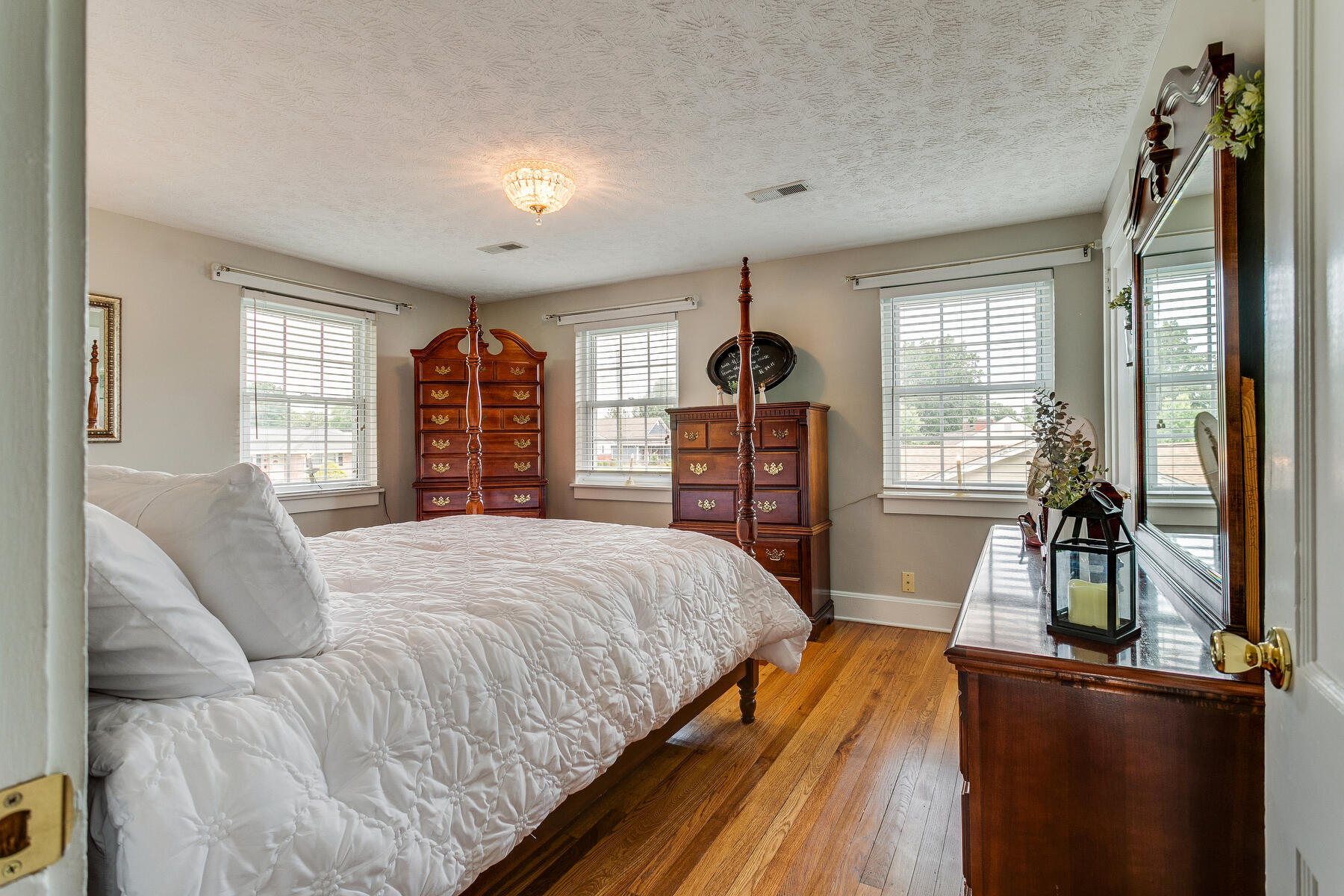 1833 Fairoaks Road Kingsport, TN 37664 - Photo 22 of 56 022