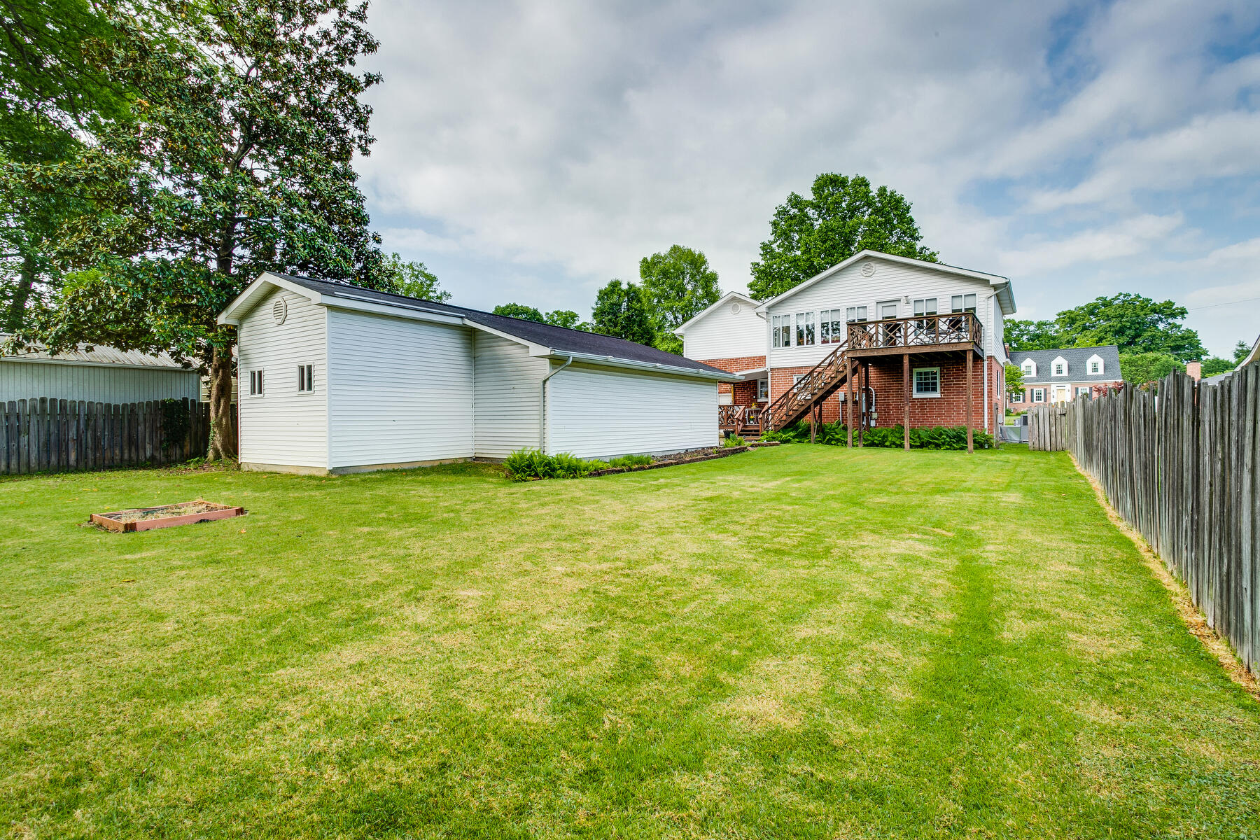 1833 Fairoaks Road Kingsport, TN 37664 - Photo 48 of 56 048