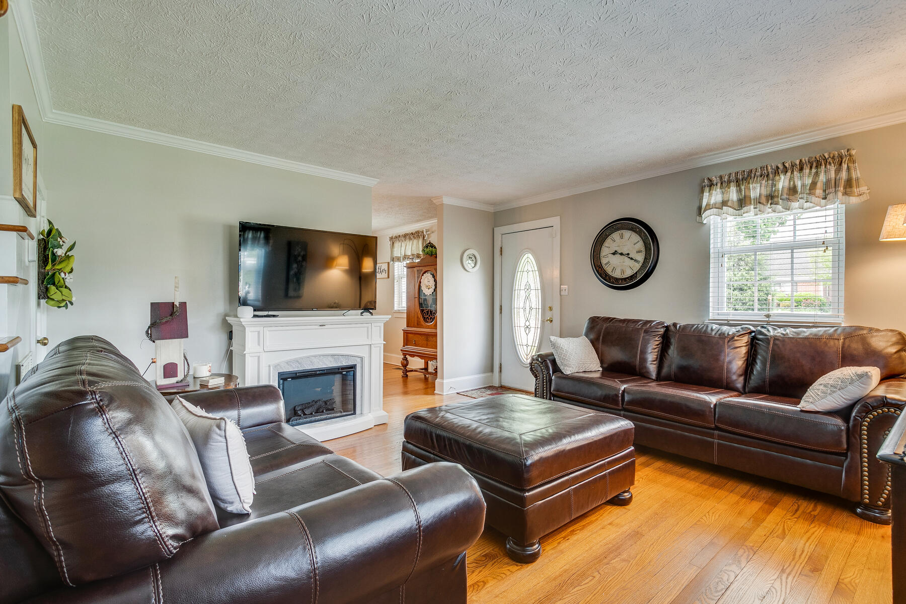 1833 Fairoaks Road Kingsport, TN 37664 - Photo 7 of 56 007
