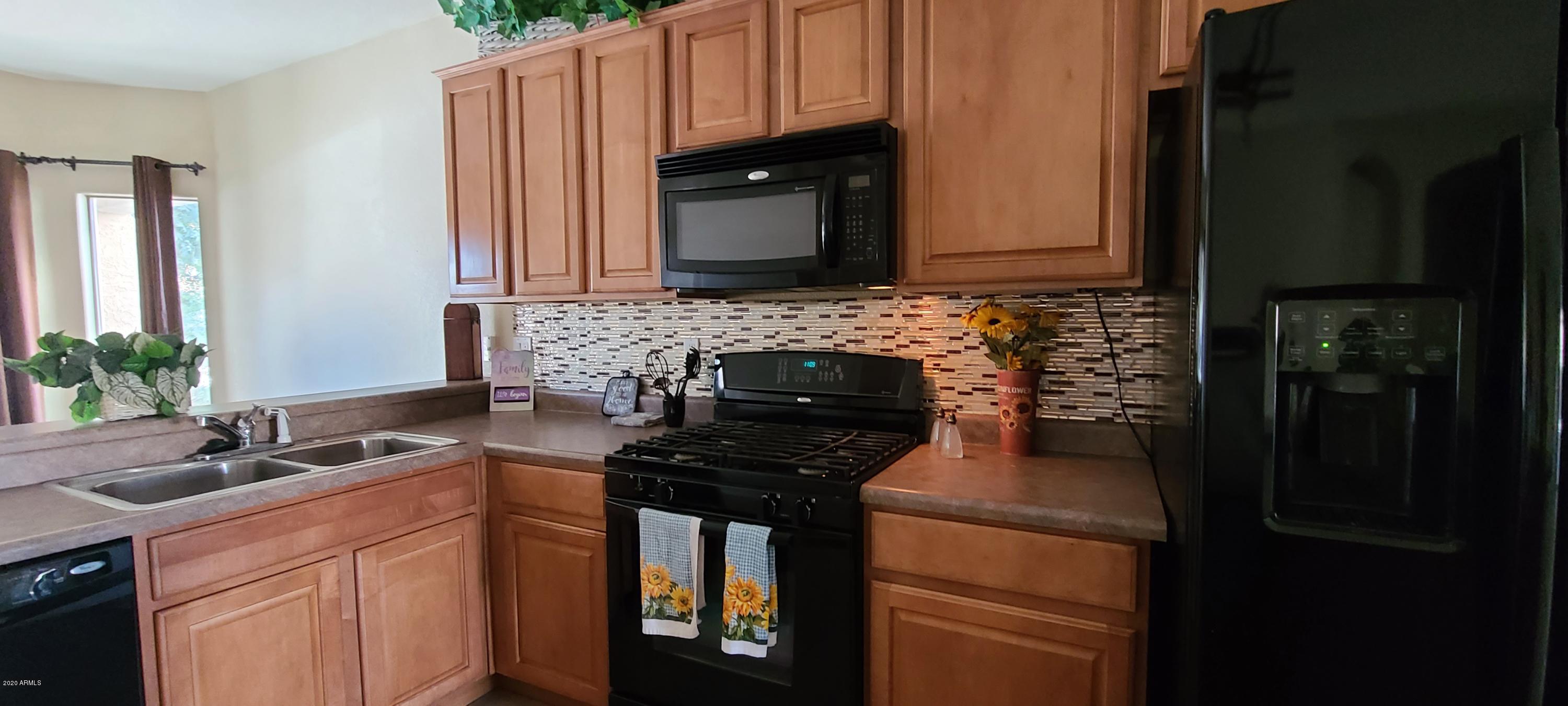 44294 Rhinestone Road Maricopa, AZ 85139 - Photo 6 of 40 20201201_111107