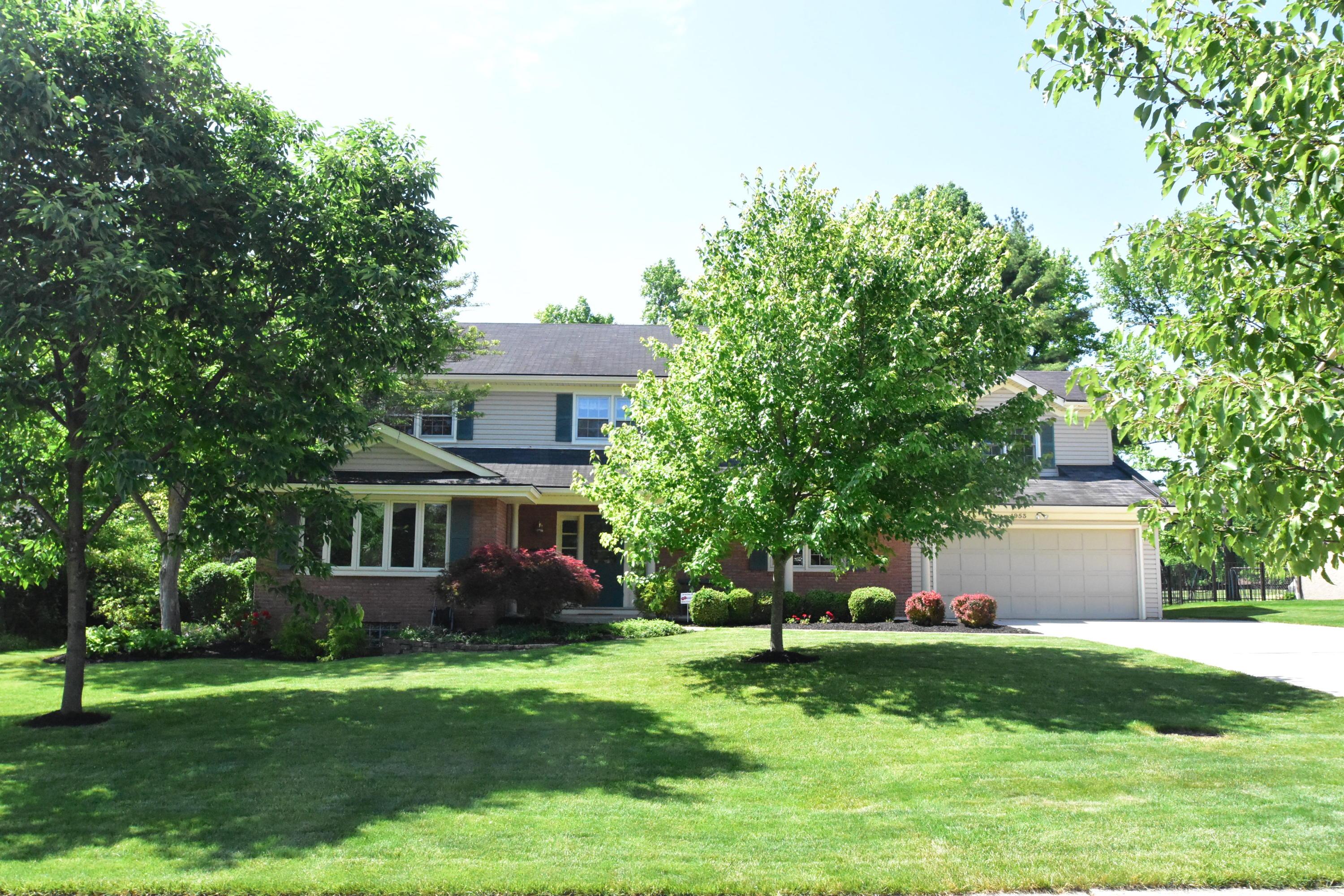 1953 Lytham Road Columbus, OH 43220 - Photo 1 of 49 Gallery Image 1