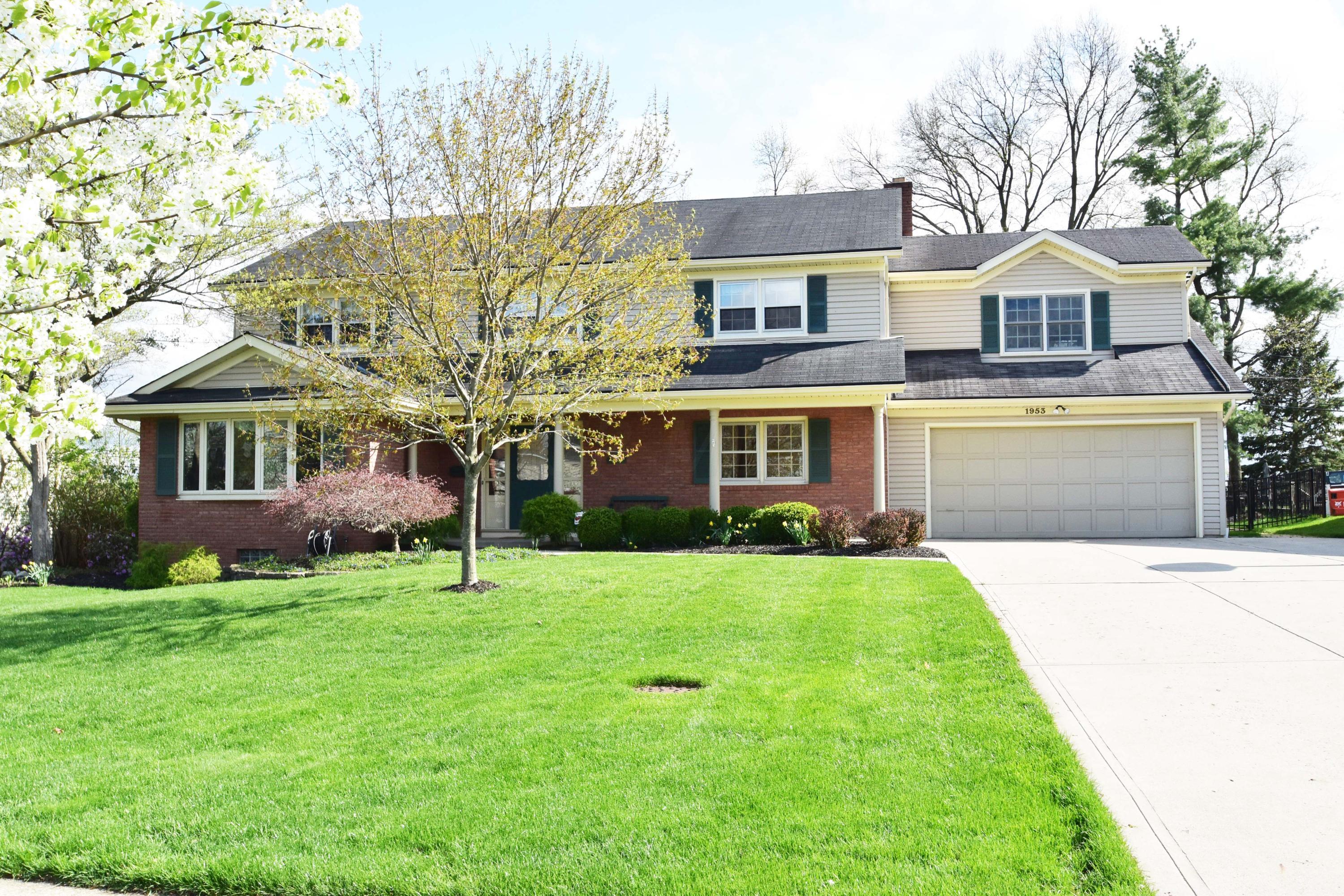 1953 Lytham Road Columbus, OH 43220 - Photo 2 of 49 Gallery Image 2