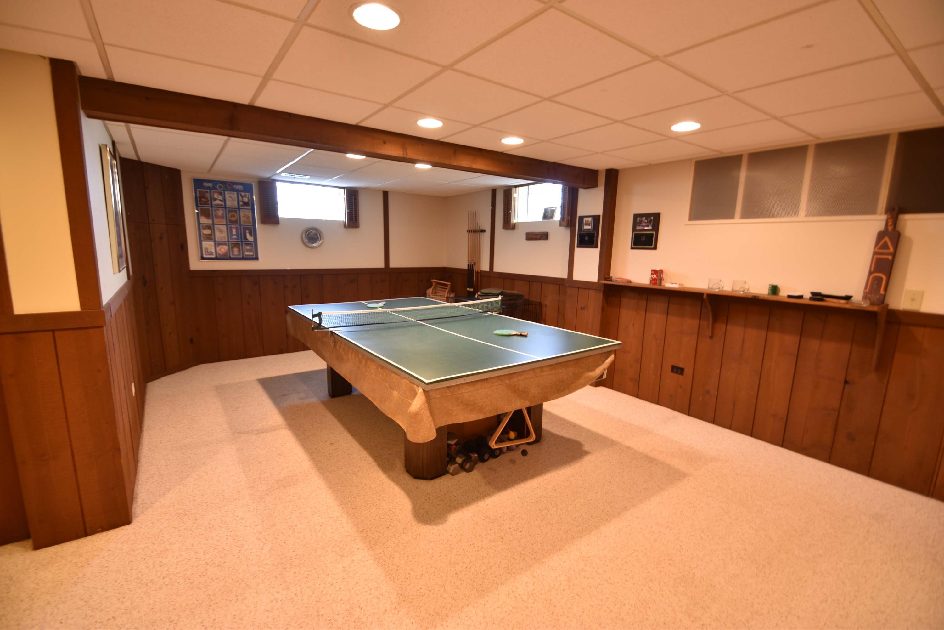 1953 Lytham Road Columbus, OH 43220 - Photo 37 of 49 Gallery Image 37