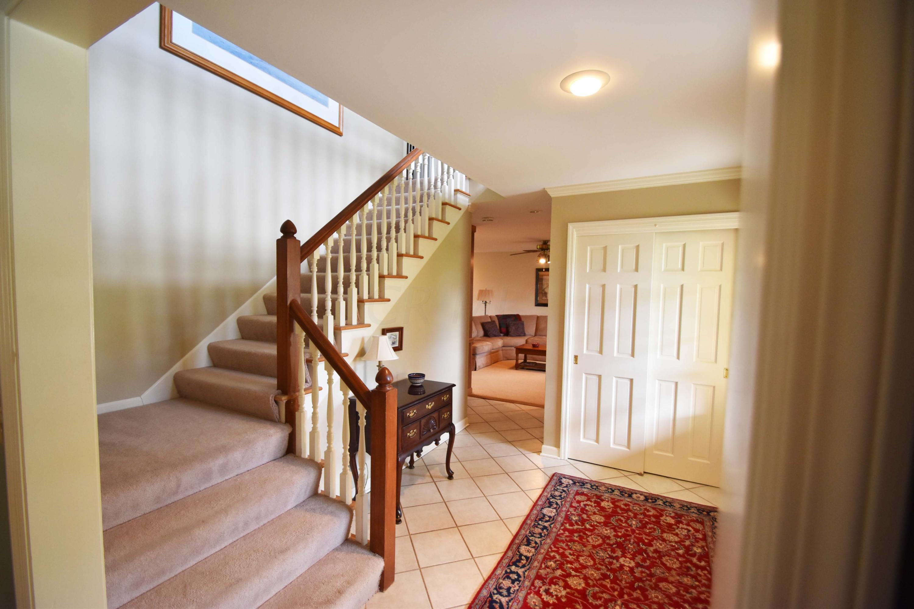 1953 Lytham Road Columbus, OH 43220 - Photo 5 of 49 Gallery Image 5