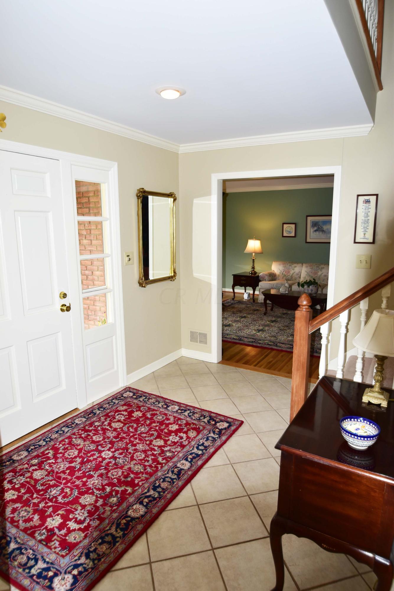 1953 Lytham Road Columbus, OH 43220 - Photo 6 of 49 Gallery Image 6