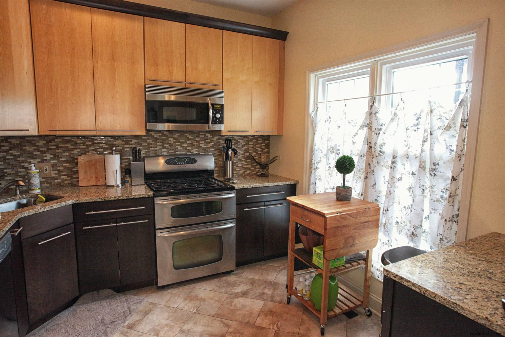 76 Kaydeross Park Road Saratoga Springs, NY 12866 - Photo 14 of 38 Photo 17