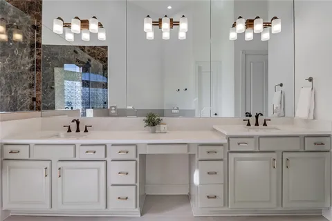 $2,280,000 | 2116 Demona Drive, Austin, TX 78733