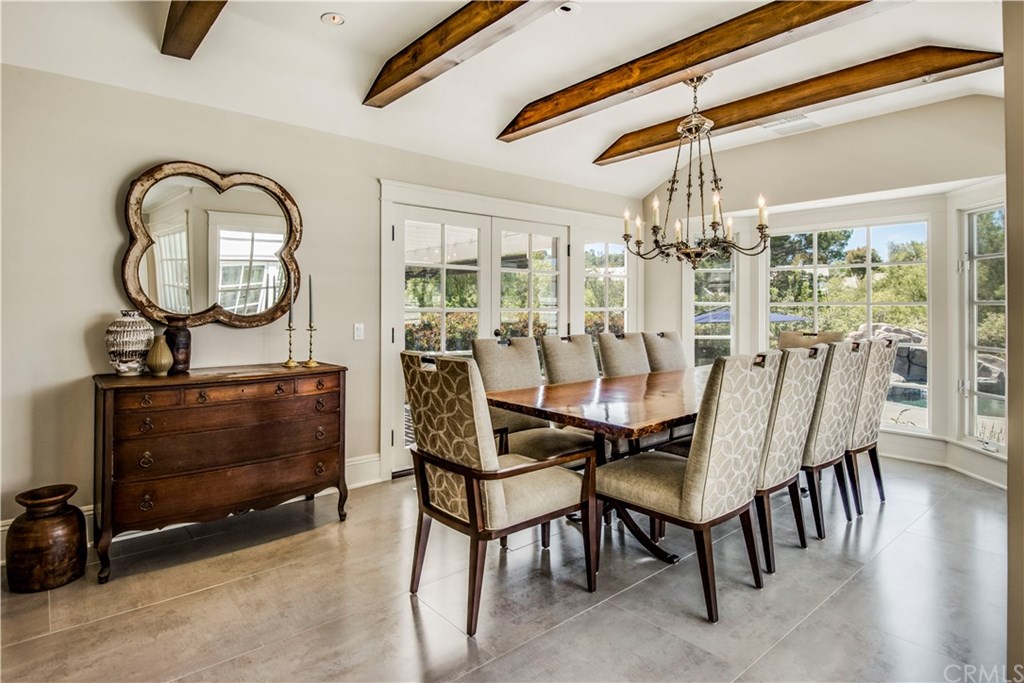 7 Acacia Road Rolling Hills, CA 90274 - Photo 11 of 25