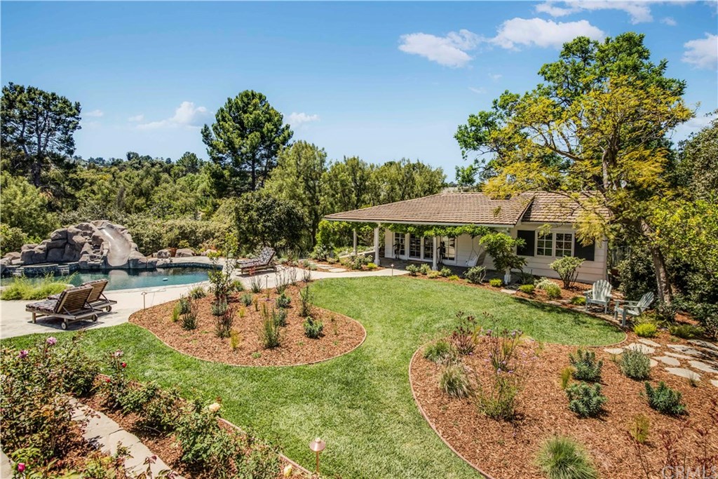 7 Acacia Road Rolling Hills, CA 90274 - Photo 12 of 25