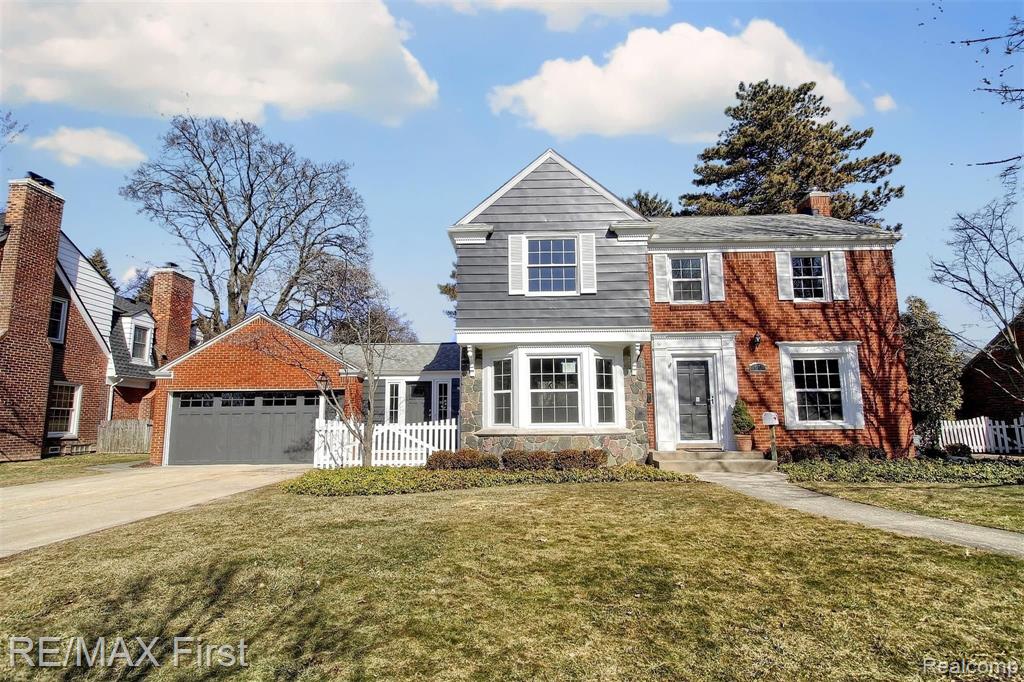 60 Hawthorne Road Grosse Pointe Shores, MI 48236 - Photo 1 of 28