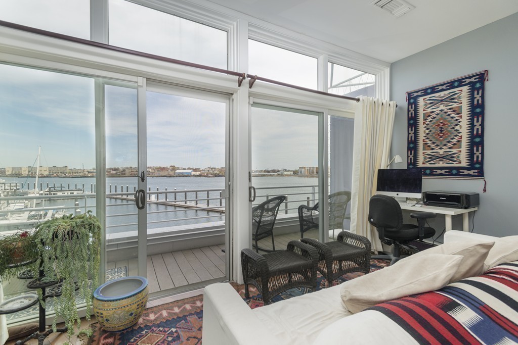 21 Constellation Wharf, Unit 21 Boston, MA 02129 - Photo 21 of 27