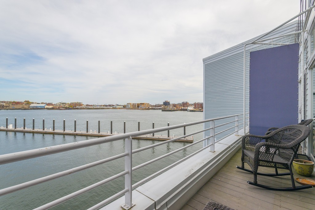 21 Constellation Wharf, Unit 21 Boston, MA 02129 - Photo 22 of 27