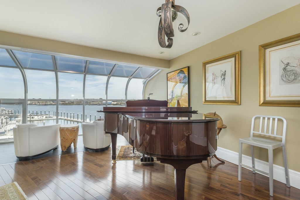 21 Constellation Wharf, Unit 21 Boston, MA 02129 - Photo 5 of 27