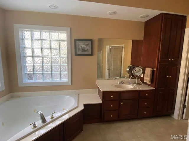 $419,900 | 1557 Haven Hills Road, Poplar Bluff, MO 63901