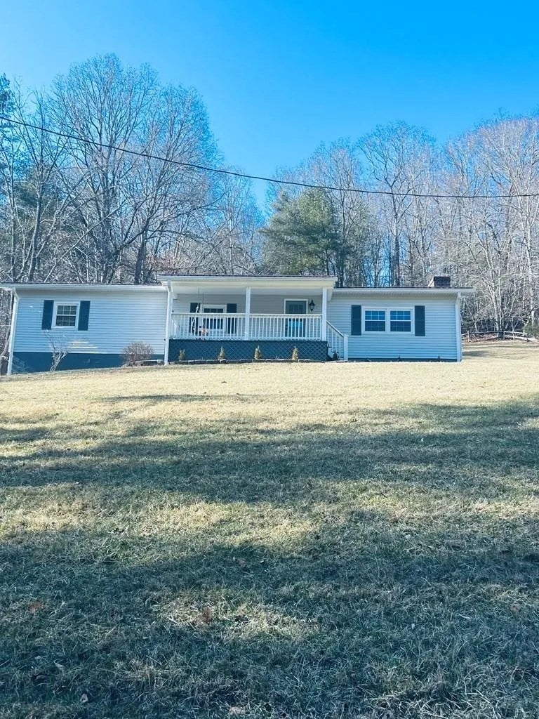2117 Powerhouse Road Independence, VA 24348 - Photo 3 of 27 Gallery Image 3