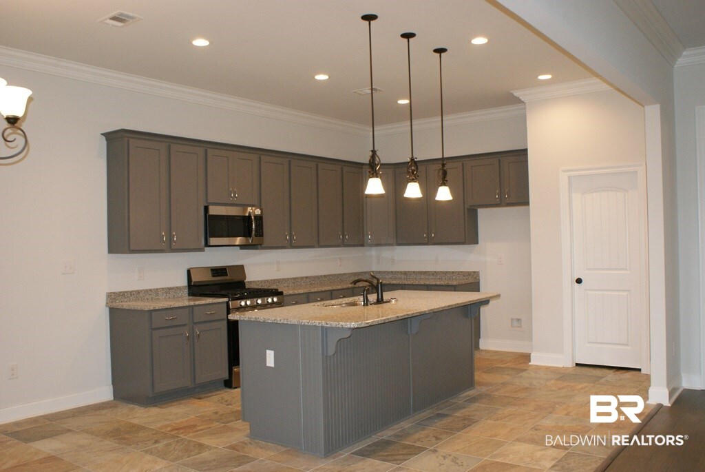 8672 Manley Road Fairhope, AL 36532 - Photo 4 of 18