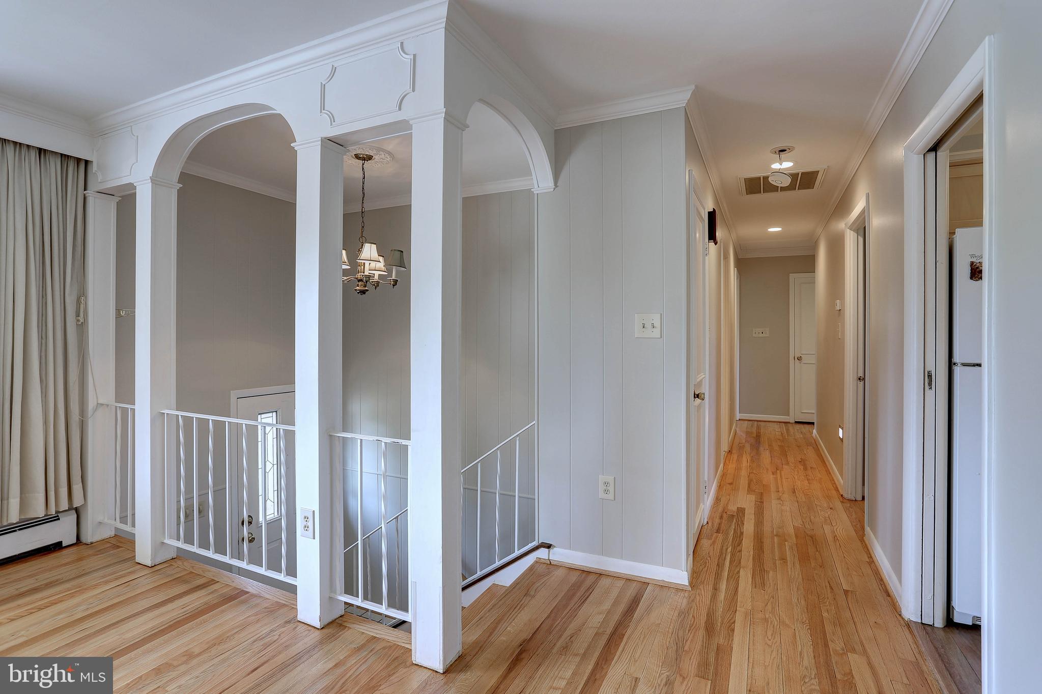 7602 Laurel Ridge Court Laurel, MD 20707 - Photo 4 of 45 Gallery Image 4