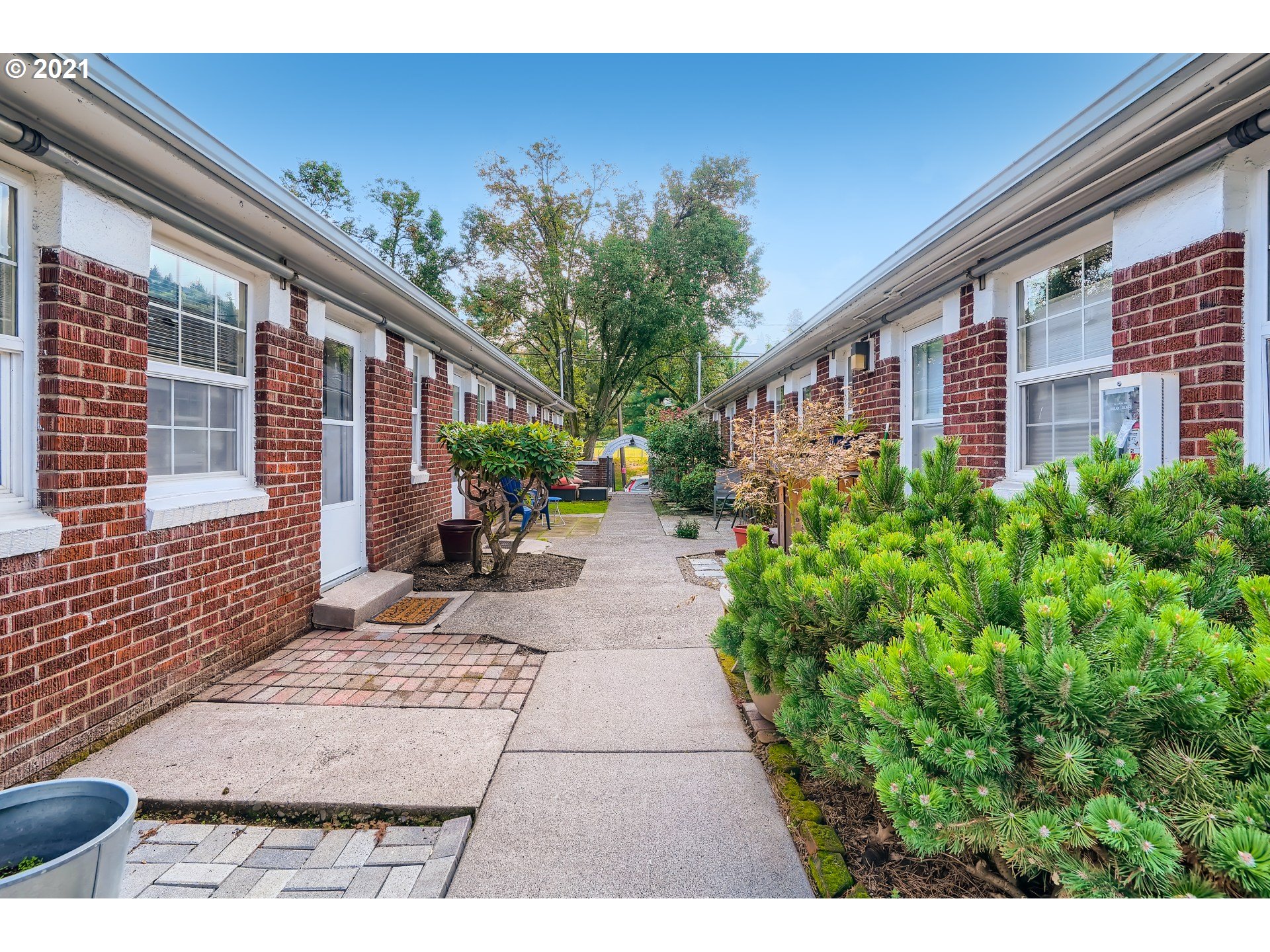 2601 Northwest Raleigh Street, Unit 14 Portland, OR 97210 - Photo 10 of 11 Gallery Image 10