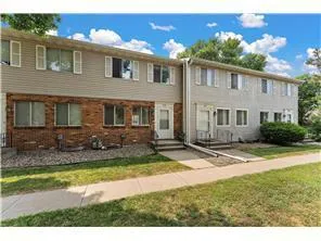 $214,900 | 6357 15th Street North, Oakdale, MN 55128