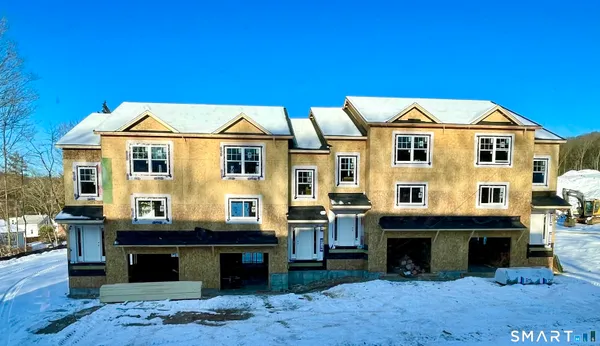 $474,900 | 48 Micko Drive, Seymour, CT 06483