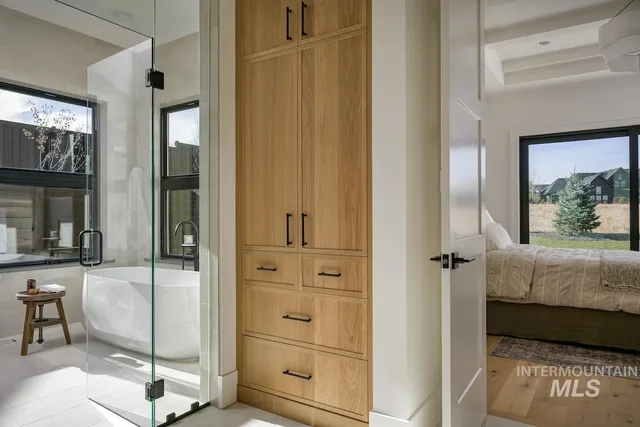 $1,972,900 | 3426 North Harvest Moon Way, Eagle, ID 83616