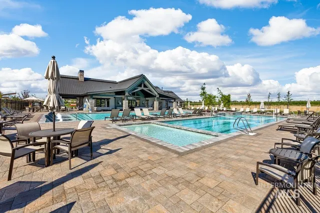 $1,972,900 | 3426 North Harvest Moon Way, Eagle, ID 83616