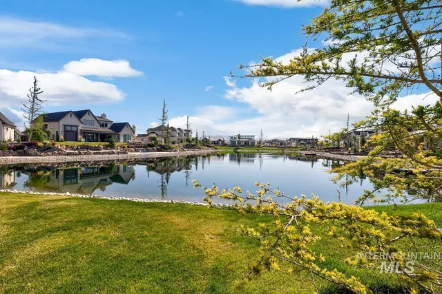 $1,972,900 | 3426 North Harvest Moon Way, Eagle, ID 83616