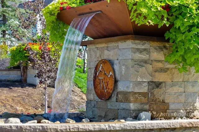 $1,972,900 | 3426 North Harvest Moon Way, Eagle, ID 83616