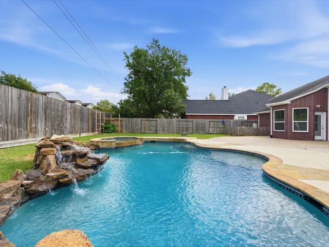 $550,000 | 23706 Shadow Creek Court, Katy, TX 77494