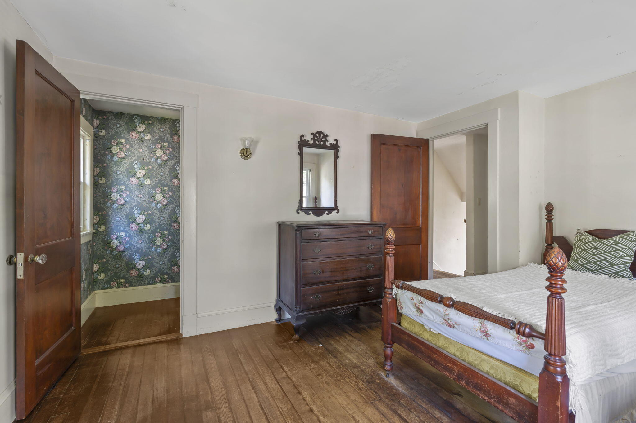 168 Clinton Street Portland, ME 04103 - Photo 19 of 27 25-web-or-mls-DSC08502