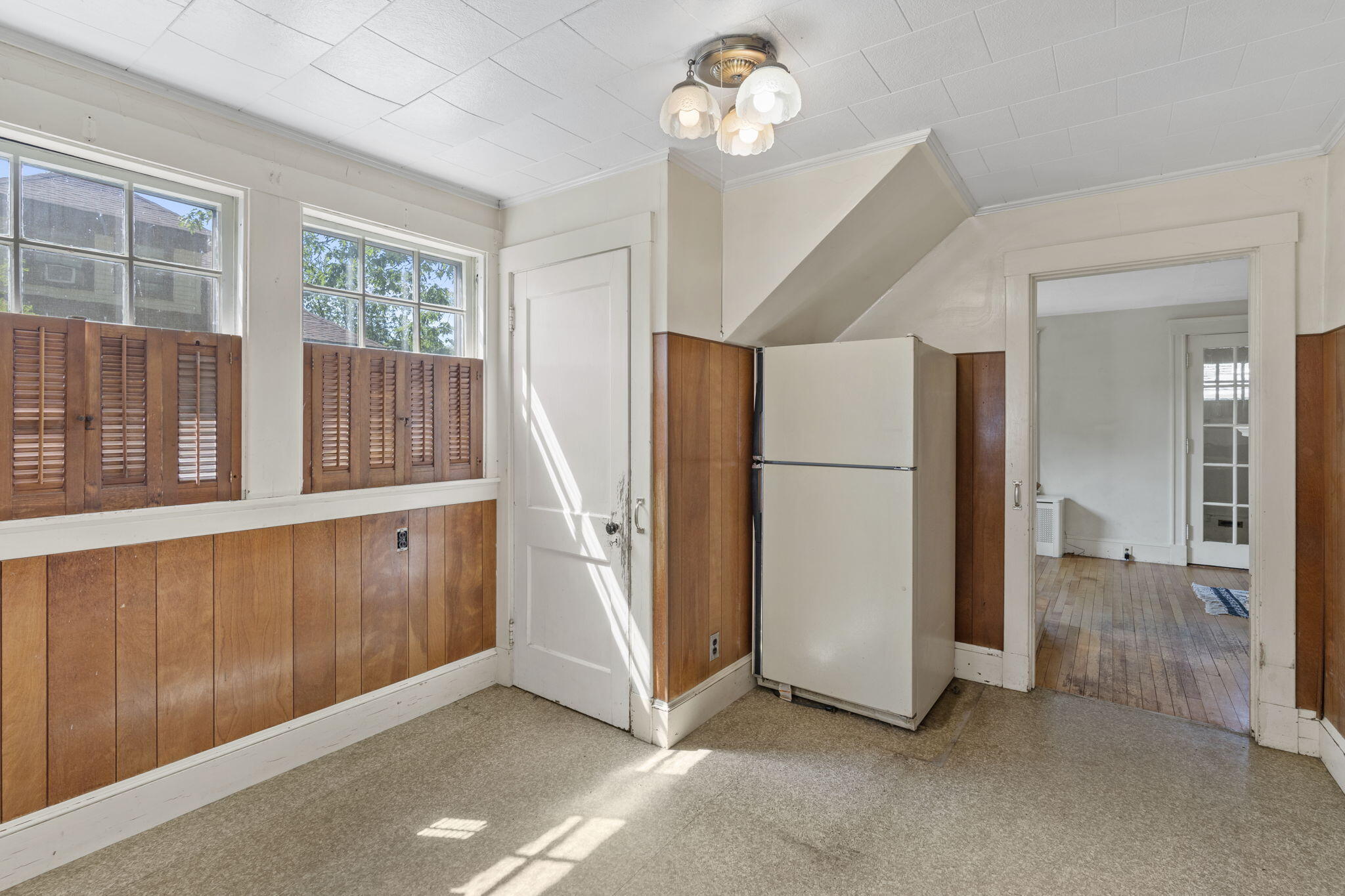 168 Clinton Street Portland, ME 04103 - Photo 9 of 27 11-web-or-mls-DSC08442