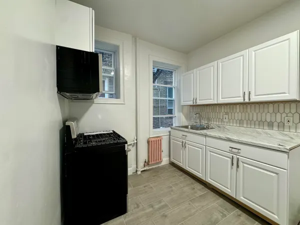 $1,725 | 124 74th Street, Unit 3, North Bergen, NJ 07047