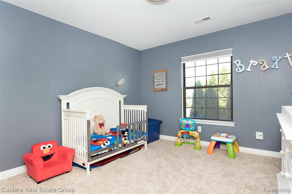 36922 Ridgedale Court Farmington Hills, MI 48331 - Photo 17 of 44