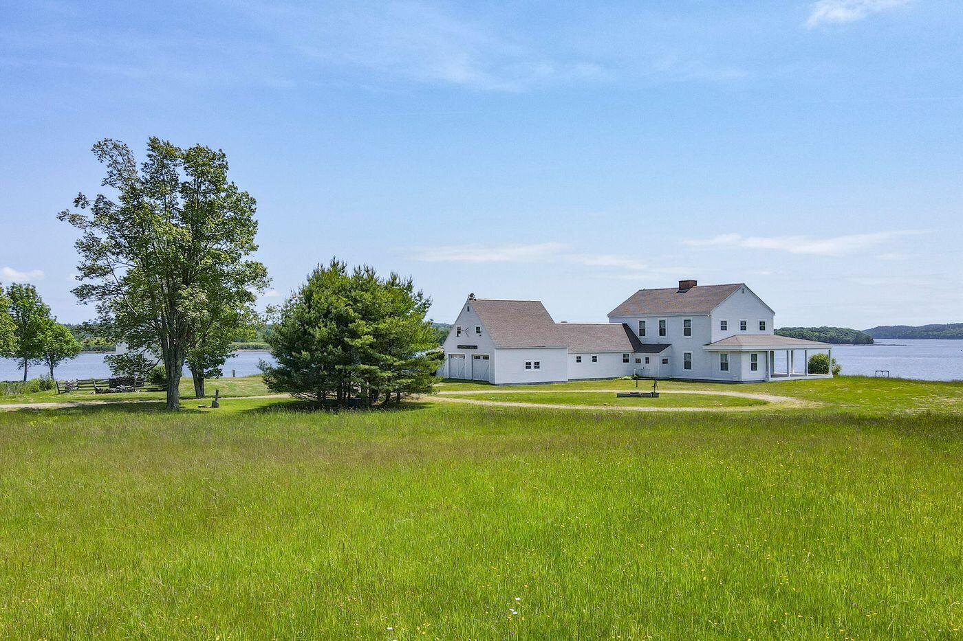 118 Wescott Battery Castine, ME 04421 - Photo 34 of 43 W35-ME2777_36b