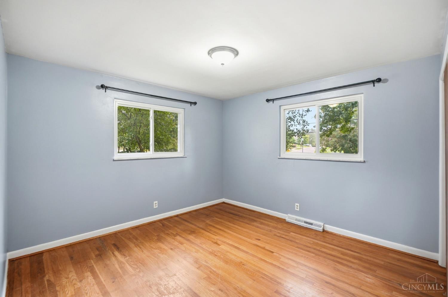 1037 Markley Road Cincinnati, OH 45230 - Photo 13 of 24 Gallery Image 13