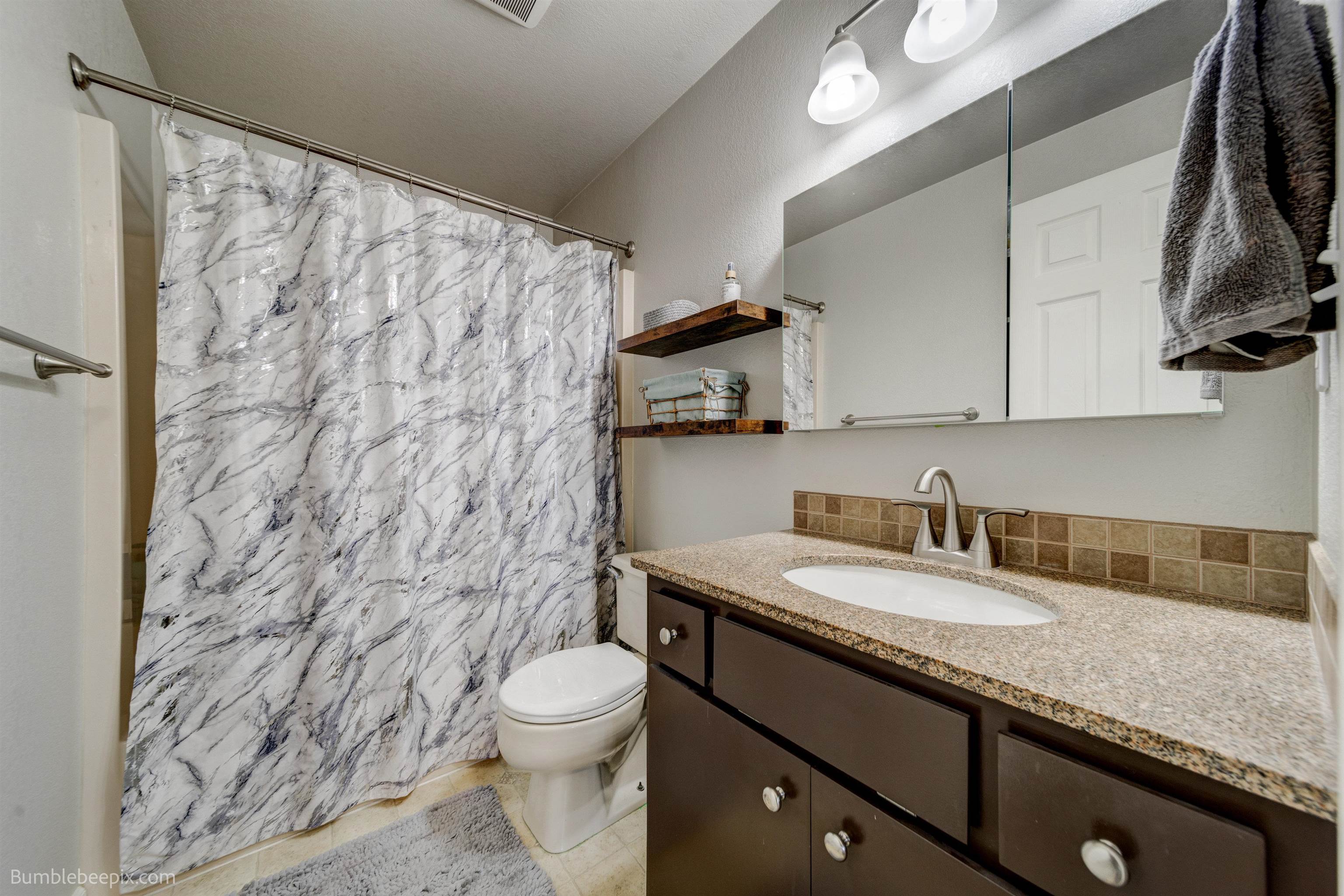2109 North Houk Road, Unit 2 Spokane Valley, WA 99216 - Photo 17 of 24 Gallery Image 17