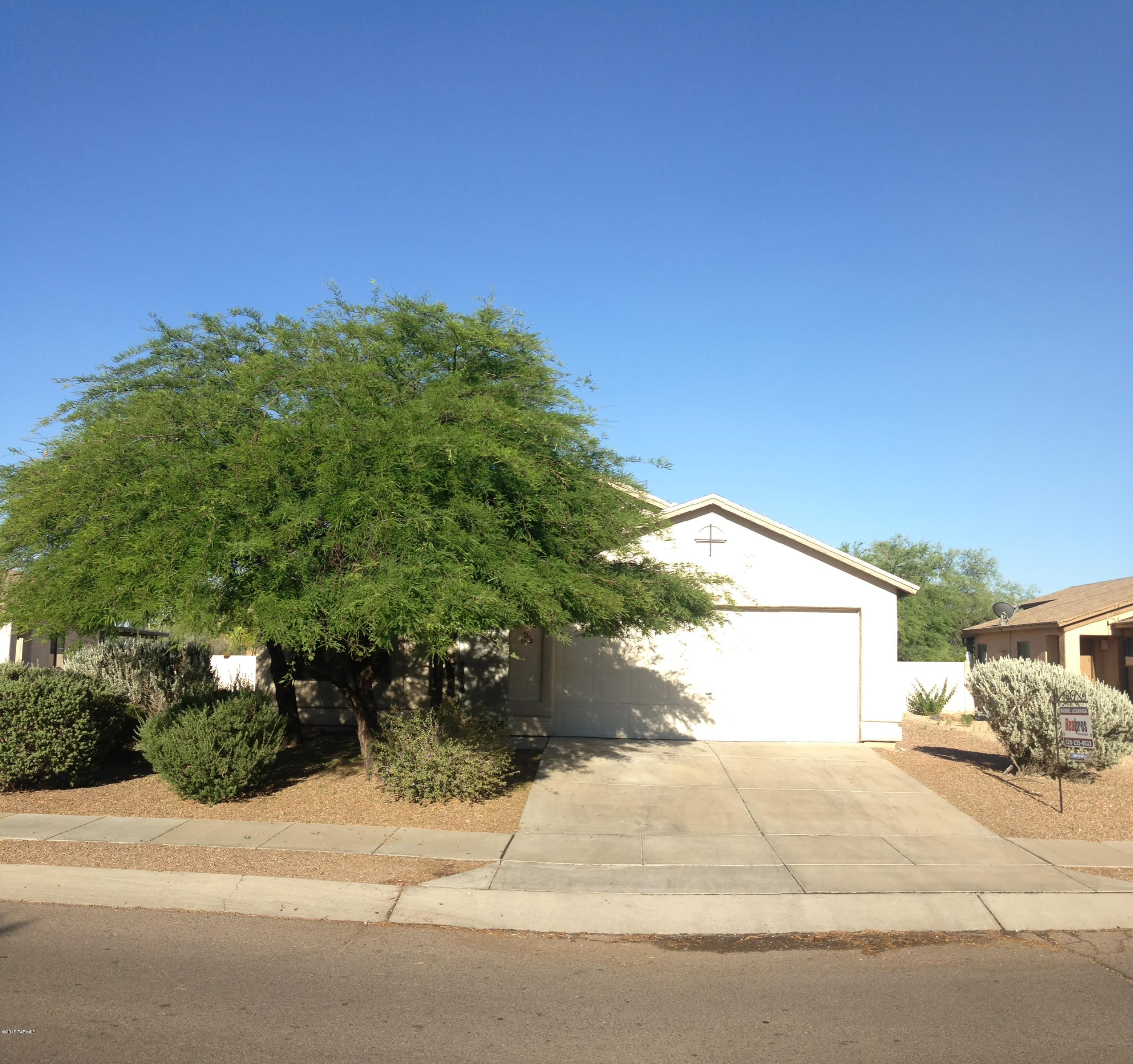 4533 South Valley Road Tucson, AZ 85714 - Photo 1 of 25