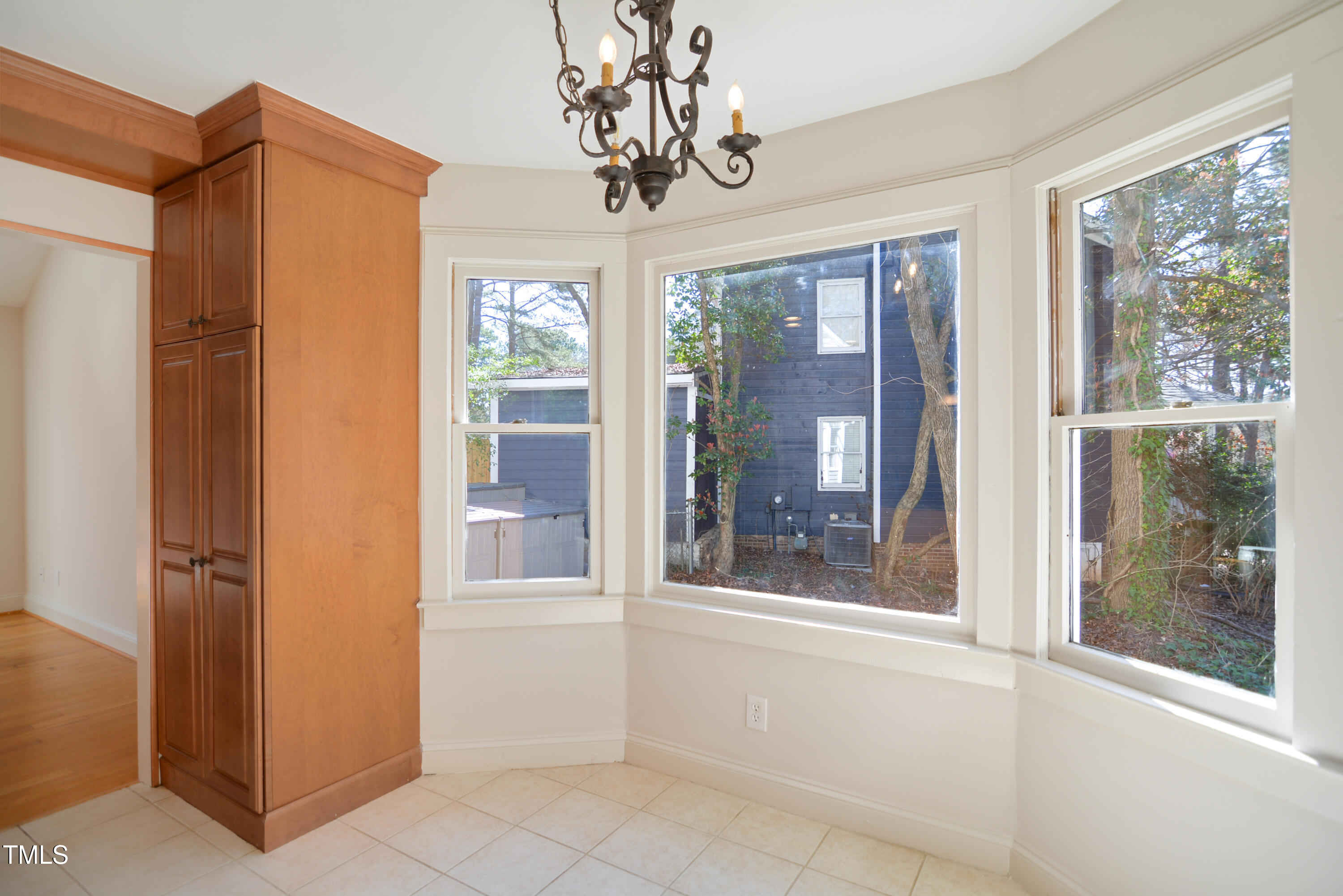 7216 Bluffside Court Raleigh, NC 27615 - Photo 8 of 22 08